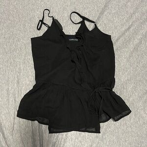 Abercrombie black wrap around tank top